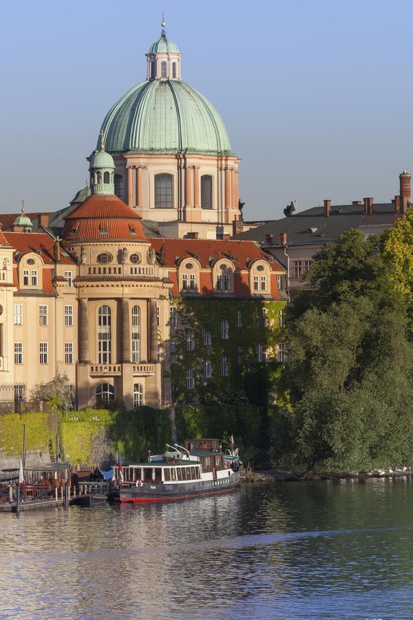 Pink House Apartments Prag Dış mekan fotoğraf