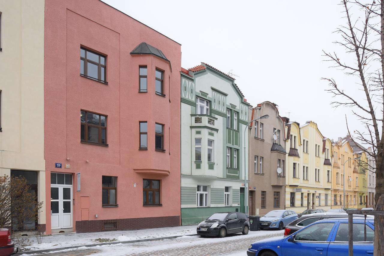 Pink House Apartments Prag Dış mekan fotoğraf